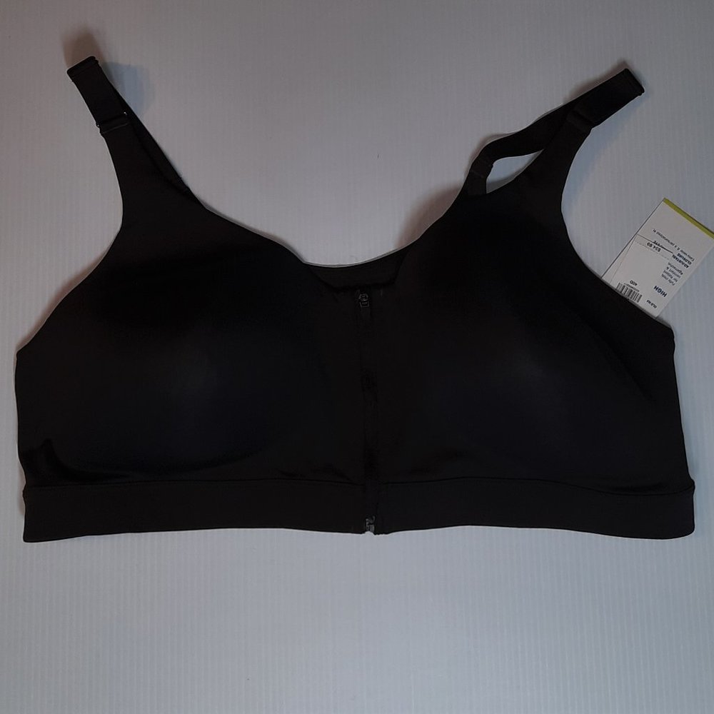 New NWT Old Navy Sports Bras Size 40D Charcoal Powersoft front closure Seamless